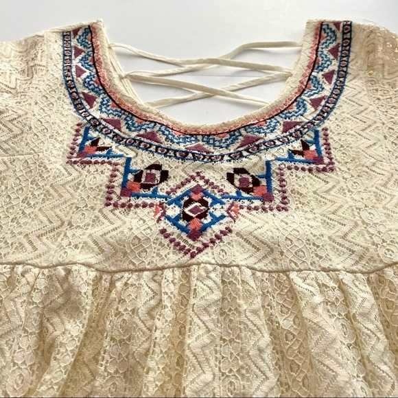 Flying Tomato Cream Lace Peasant Dress Sz Medium Embroidery Boho Aztec Tribal - Picture 4 of 11